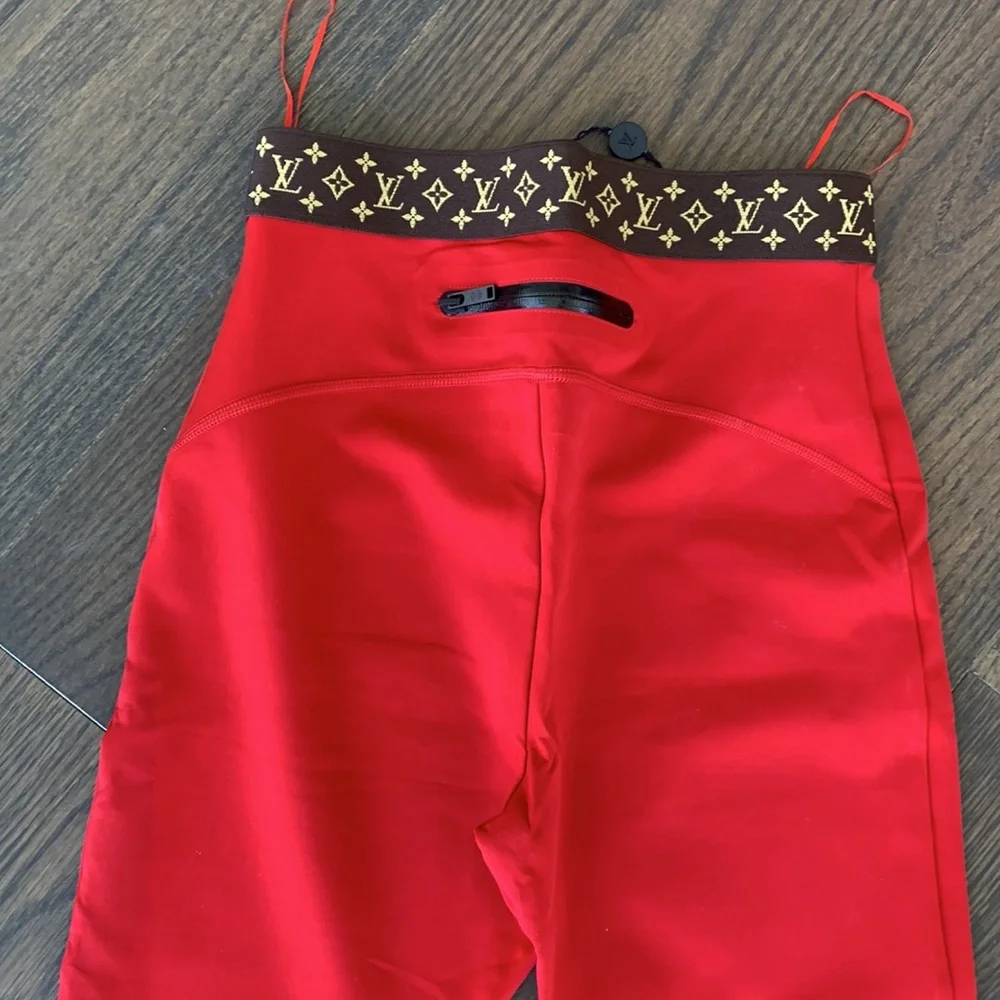 LOUIS VUITTON RED LEGGINGS SIZE 36 - Picture 3 of 12
